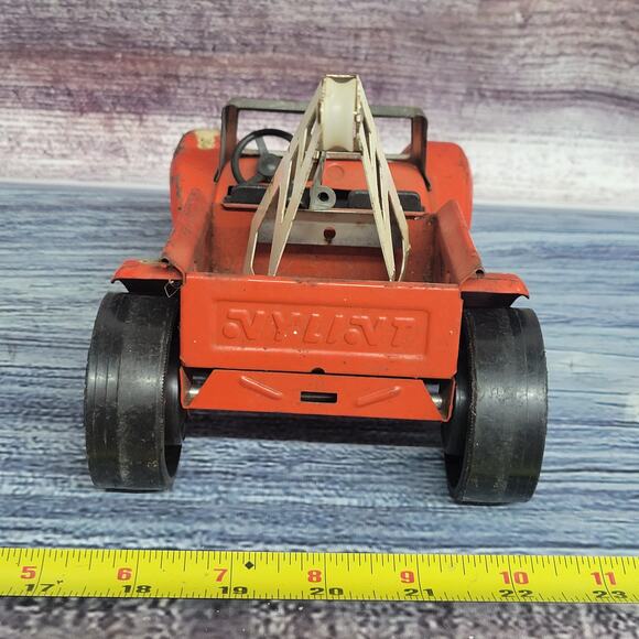 Vintage Nylint Pressed dune buggy wrecker red/white - Picture 8 of 10